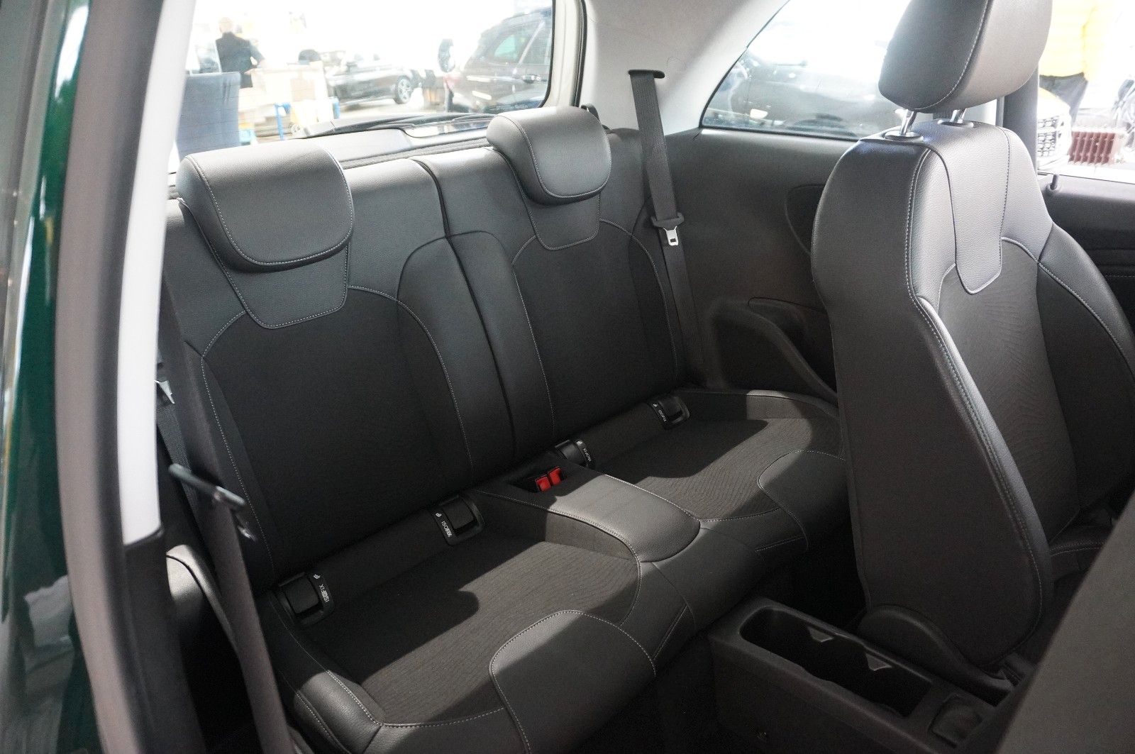 Fahrzeugabbildung Opel Adam 1.4 JAM NAVI/SHZ/PDC/KLIMA/LHZ/TEMP.