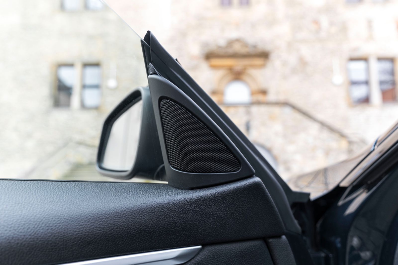 Fahrzeugabbildung BMW 430I M-Performance HIFI LED KAM CARPLAY CARBON