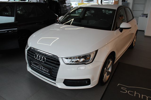 Audi A1 Sportback 1.4 TFSI  design*NAVI*XENON*