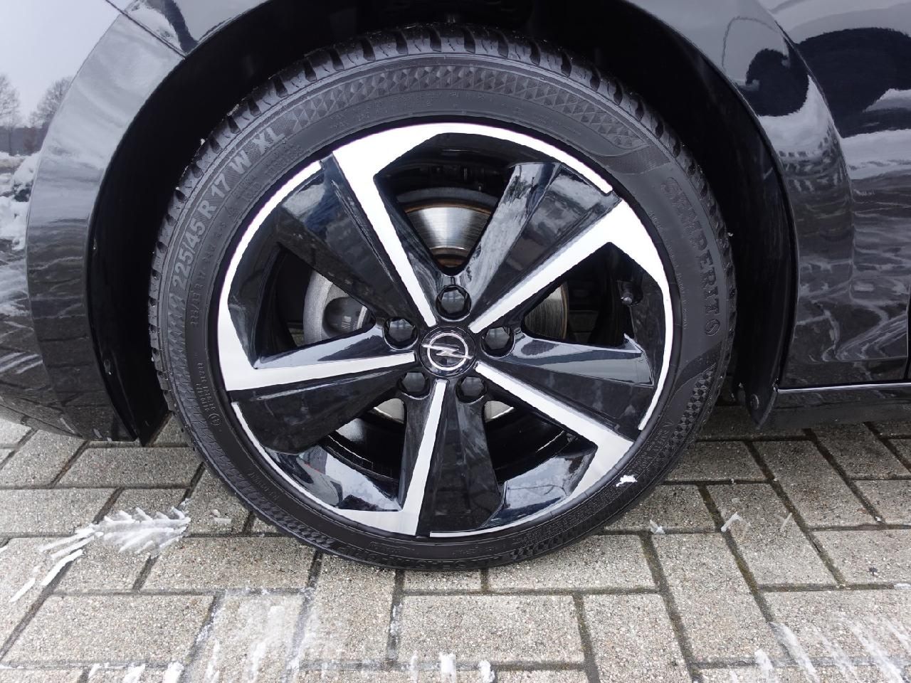 Fahrzeugabbildung Opel Astra L 1,2 Business Elegance