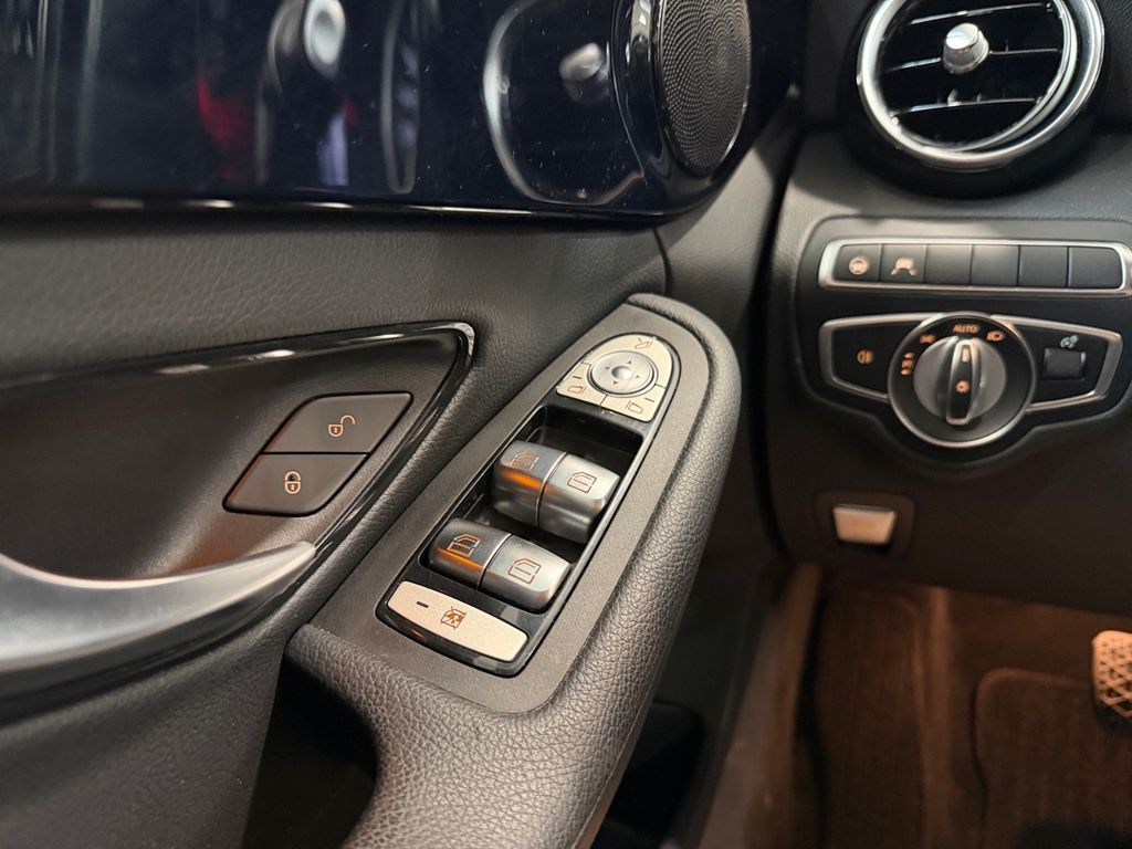 Mercedes-Benz C 300 - Bild 18