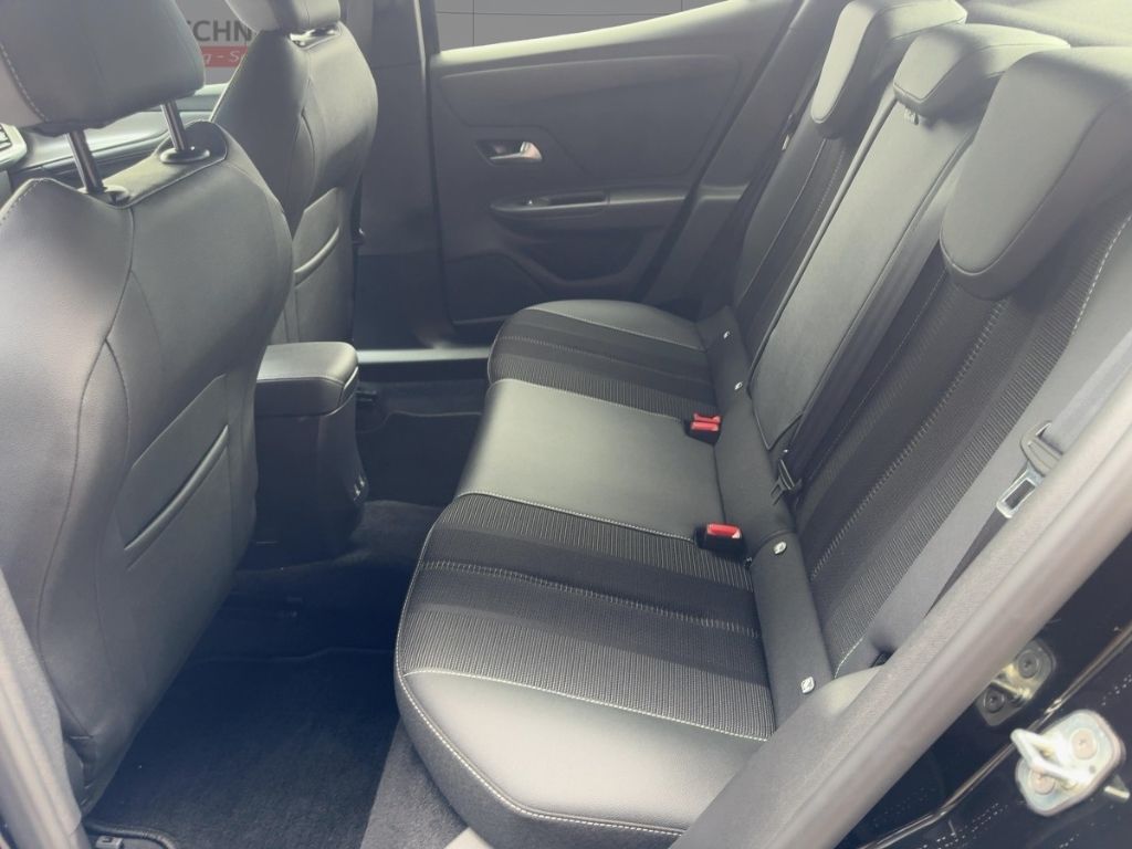 Fahrzeugabbildung Opel Mokka GS, NAVI, Allwetter, Apple CarPlay / Andro