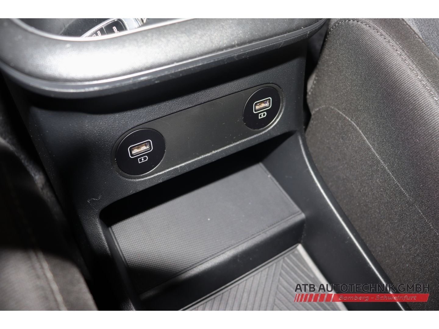 Fahrzeugabbildung Hyundai IONIQ 5 58 kWh 97,3% SOH Navi LED ACC Apple CarP