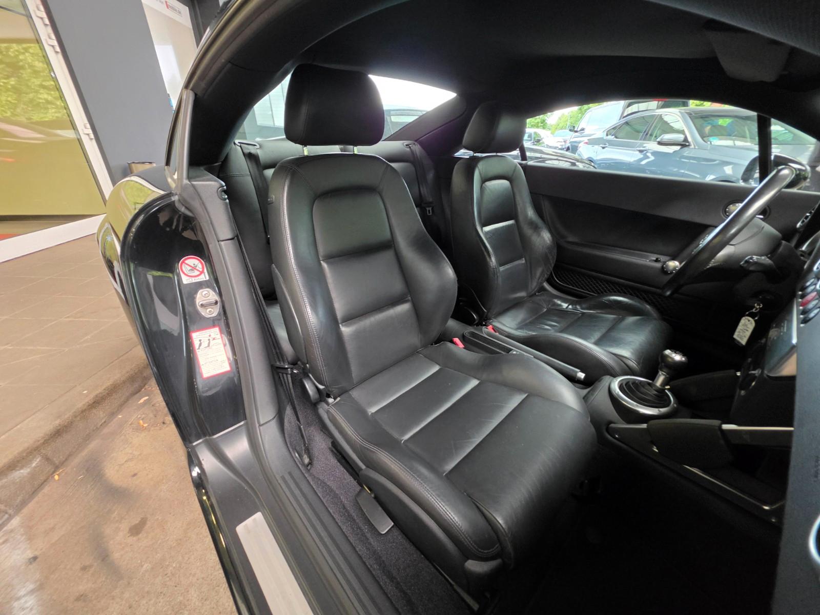 Audi TT Coupe 1.8T LEDER/Klima/LM-AW/Top