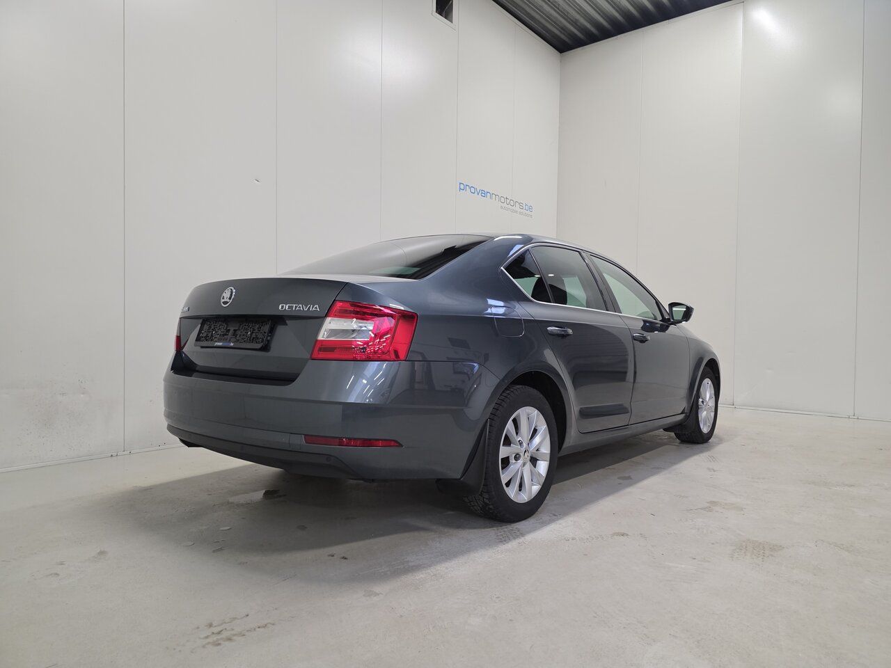 Skoda Octavia 1.6 TDI Autom. - 31.666 km! Apple CarPla imagem 3