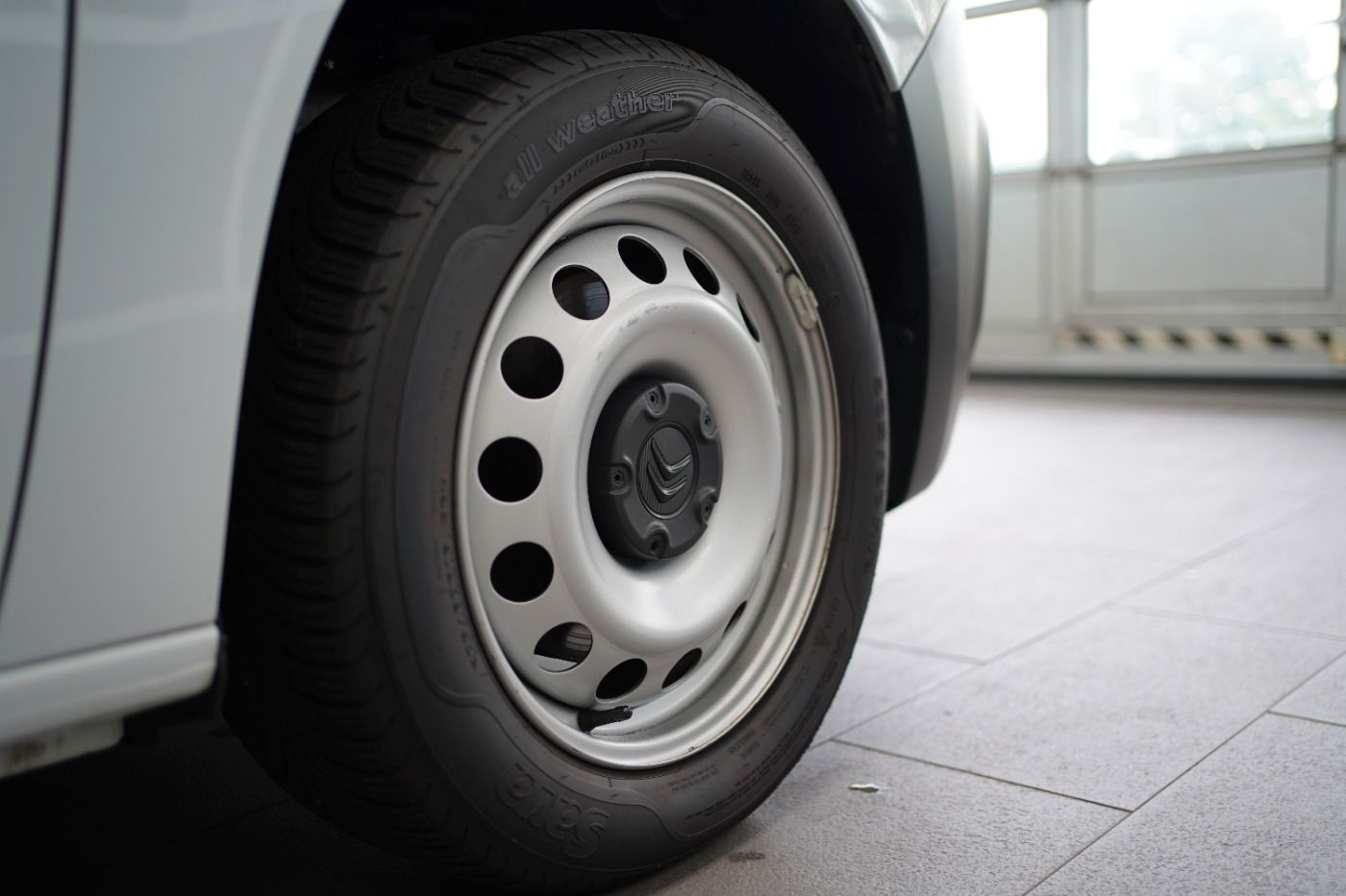 Fahrzeugabbildung Citroën Berlingo L2 BlueHDi 100 Club Klima Einparkhilfe