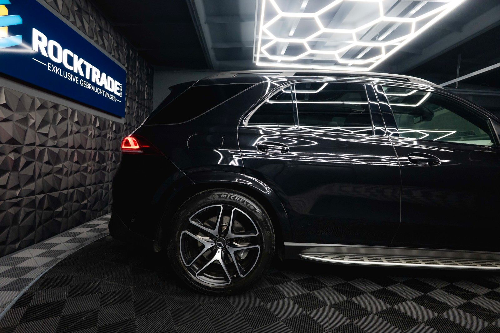 Fahrzeugabbildung Mercedes-Benz GLE 63 AMG 4Matic+ Night Paket *ACC*Pano*HU*360*