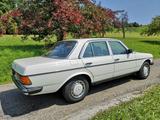 Mercedes-Benz 240D - Mercedes-Benz 240: D
