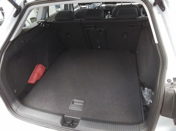 Volkswagen Golf - Bild 11