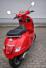 Vespa GTS 300 Super(2019) nur 2.500 km  Top Zust - VESPA S 50 2T