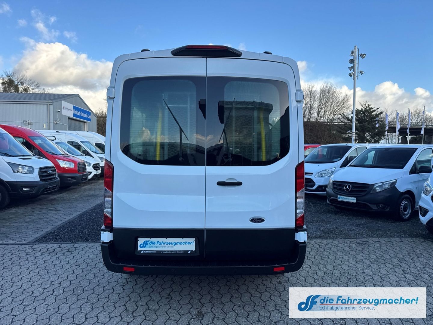 Fahrzeugabbildung Ford Transit Kombi 350 L3 Trend Notbremsass. Temp Tel