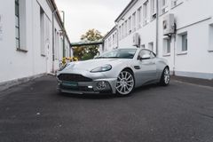 Fahrzeugabbildung Aston Martin Vanquish S