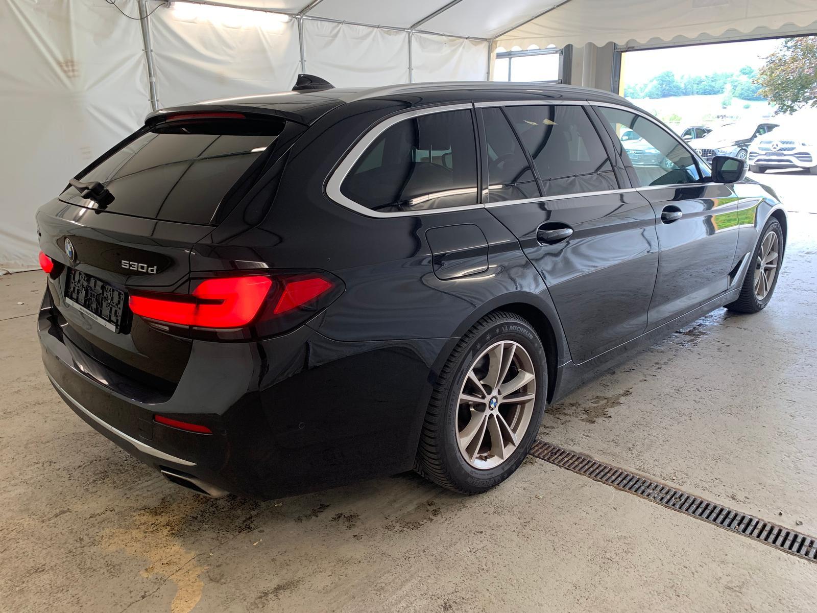 BMW 530 d xDr Luxury DRIVING-PROF/LASER/HUD/PANO/KAM