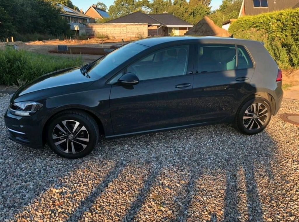 Image of Volkswagen Golf
