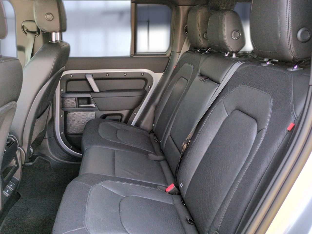 Land Rover Defender 110 D200 X-Dynamic SE AHK Winter-P. LED foto 8