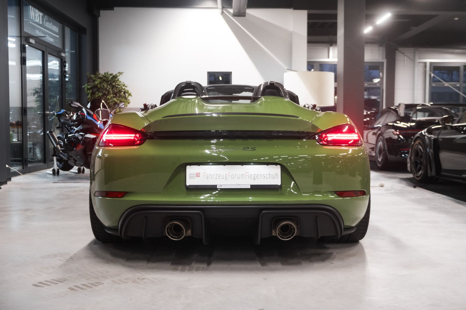 Fahrzeugabbildung Porsche 718 Spyder RS - PTS - Lift - LED - PCCB