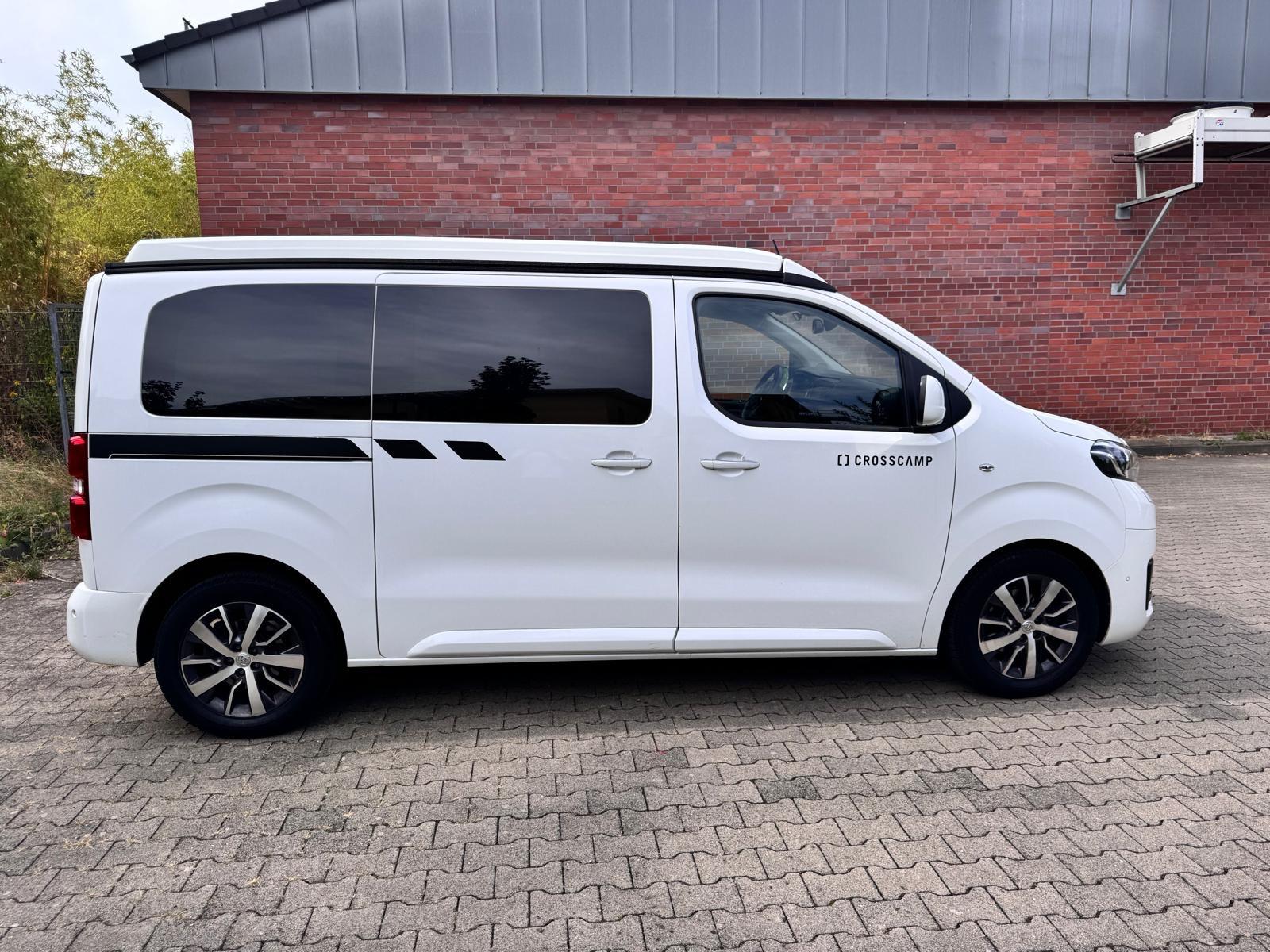 Toyota Crosscamp - Automatik - Standheizung - 1.Hand -