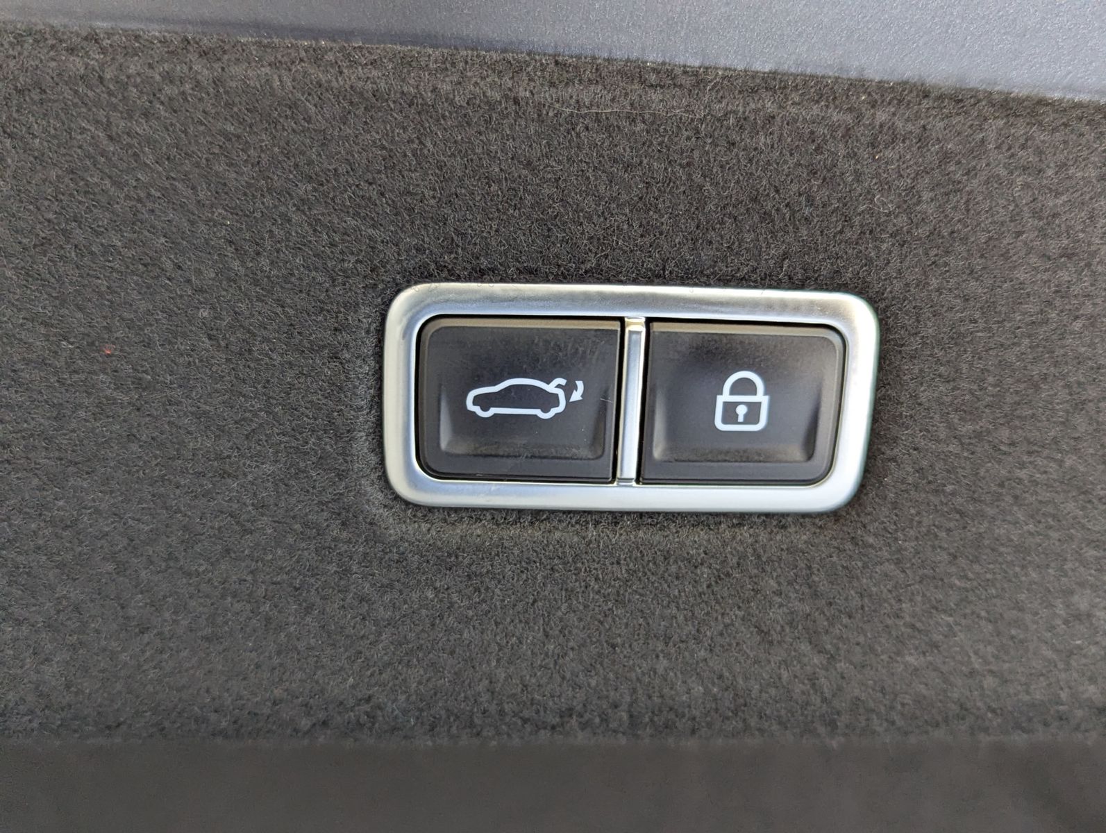 Fahrzeugabbildung Hyundai Ioniq 6 Dynamiq 77,4 kWh Kamera LED 95% SOH