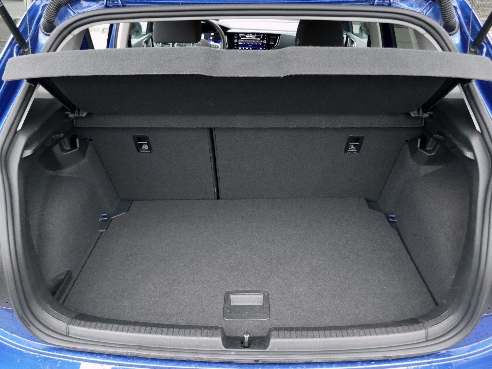 Fahrzeugabbildung Volkswagen Polo Life 1.0 MPI | LED RFK GRA Navi