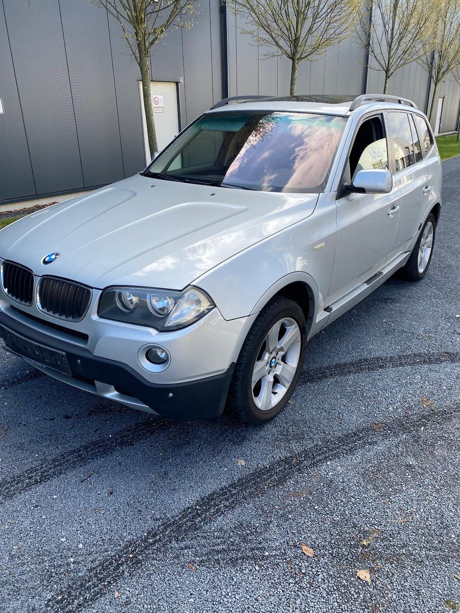 BMW X3 xDrive20d Aut/PANORAMA.SPORTSITZE:18-ZOLL