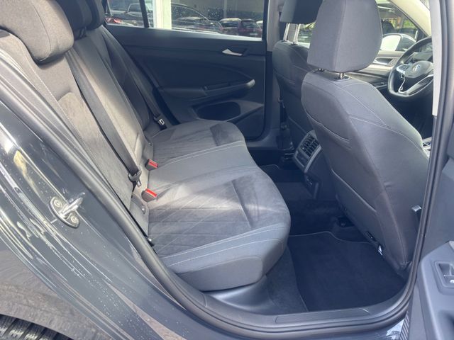 Golf VIII Variant 2.0 TDI DSG*App*Navi*ACC*LH+SH