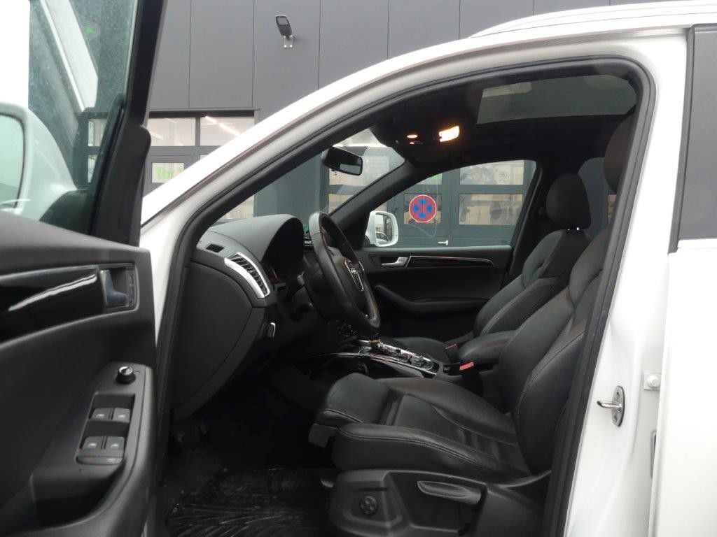 Fahrzeugabbildung Audi Q5 2.0 TFSI S tronic quattro *AHK*XEN*PANO*NAVI*