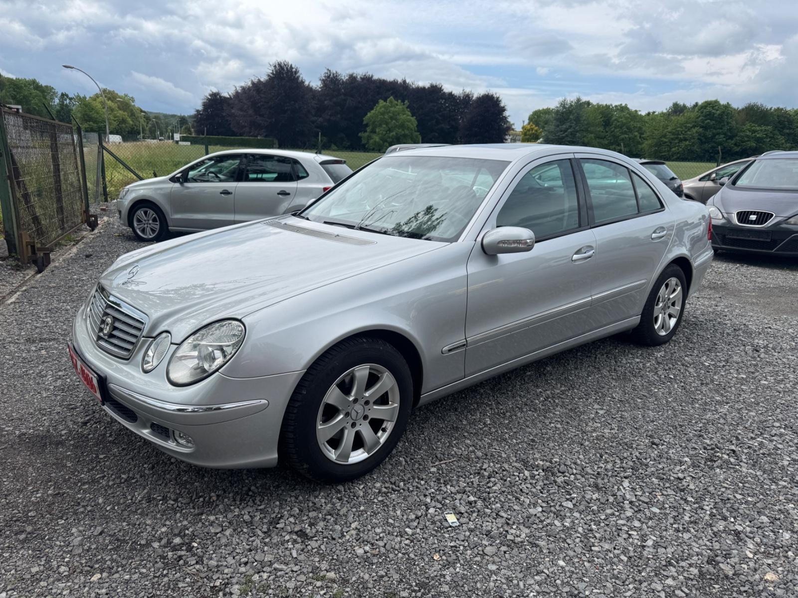 Mercedes-Benz E 240 ELEGANCE