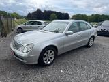 Mercedes-Benz E 240 ELEGANCE - Mercedes E 240 mit Schiebedach