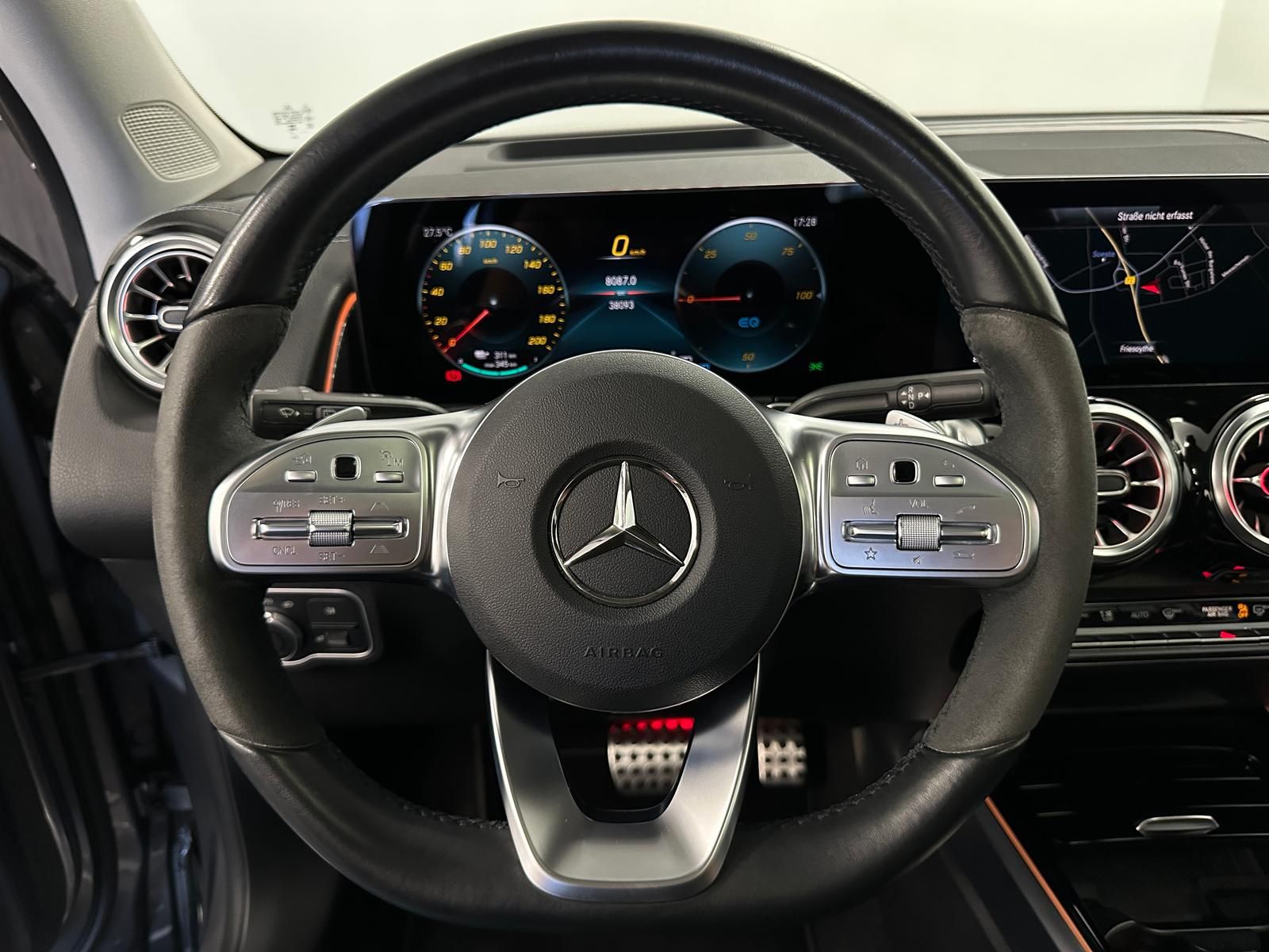 Mercedes-Benz EQB 350 4M AMG HUD Distronic Memory 360° Panor foto 9