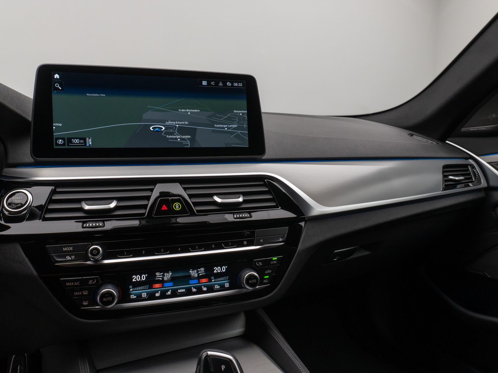 Fahrzeugabbildung BMW 530e M Sport HUD Kamera DAB Memory Laser AHK H/K