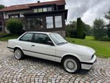 BMW 320i E30 1.Hand orig 58000 Km! rostfrei! - BMW 3er Reihe: Coupé, Weiß