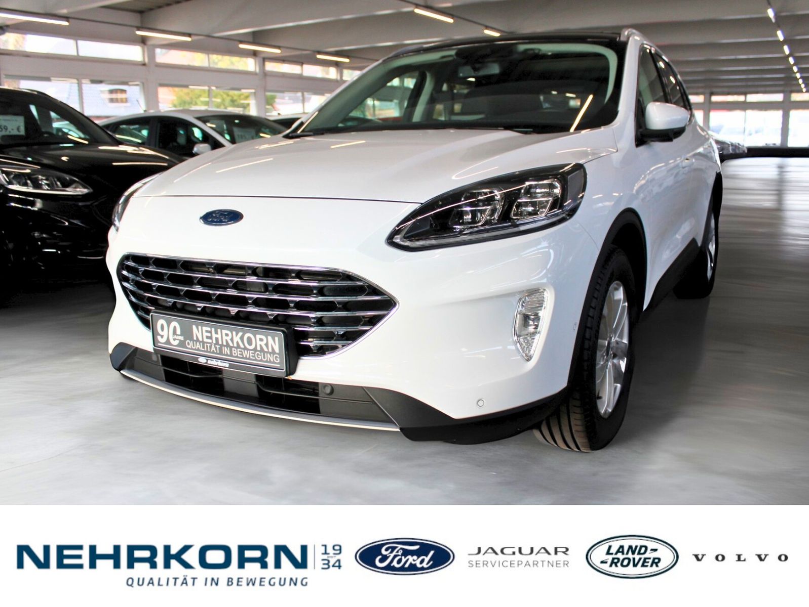 Fahrzeugabbildung Ford Kuga Titanium X Automatik LED Pano STDHZ WinterP