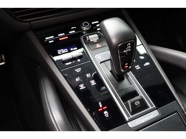 Porsche Cayenne GTS InnoDrive Head-Up Standh. Panorama foto 17