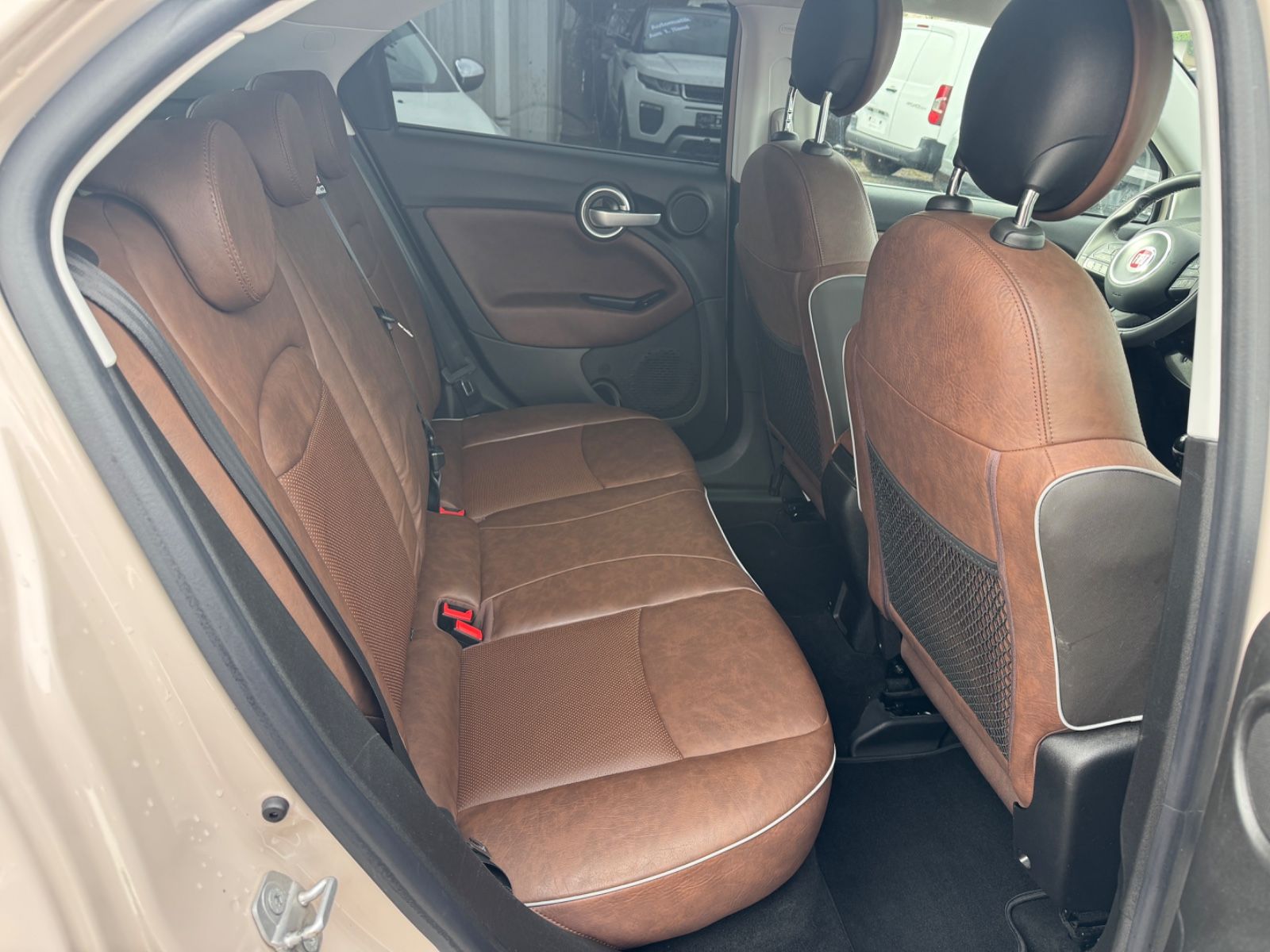 Fahrzeugabbildung Fiat 500X Lounge Leder+Panorama+Navi+Kamera