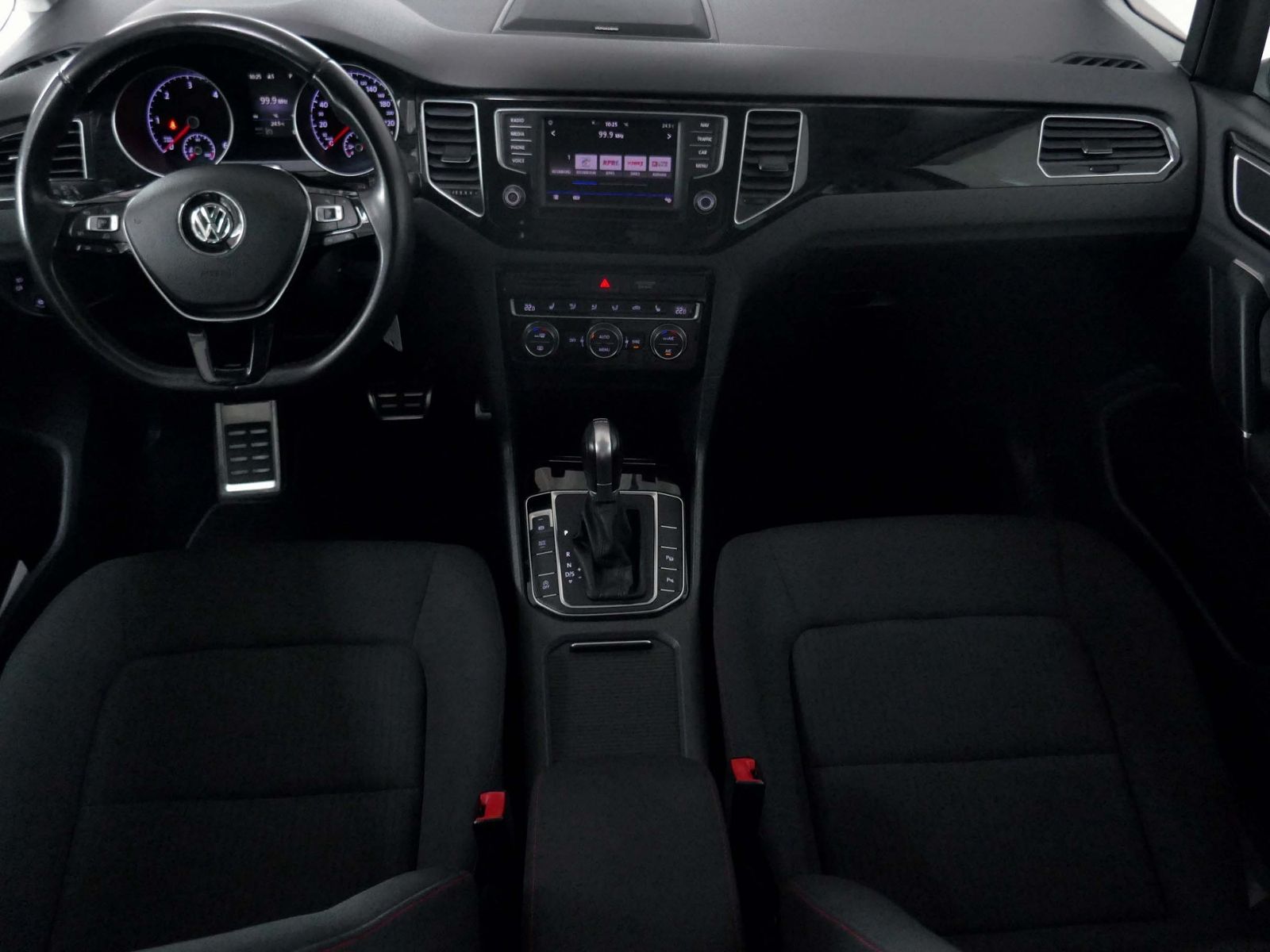 Fahrzeugabbildung Volkswagen Golf  Sportsvan SOUND 2.0 TDI DSG | Xenon RFK AC