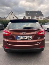 Hyundai ix35 2.0 CRDi FIFA World Cup EDIT. Silver 4W... - Hyundai ix35 Gebrauchtwagen in Frankfurt