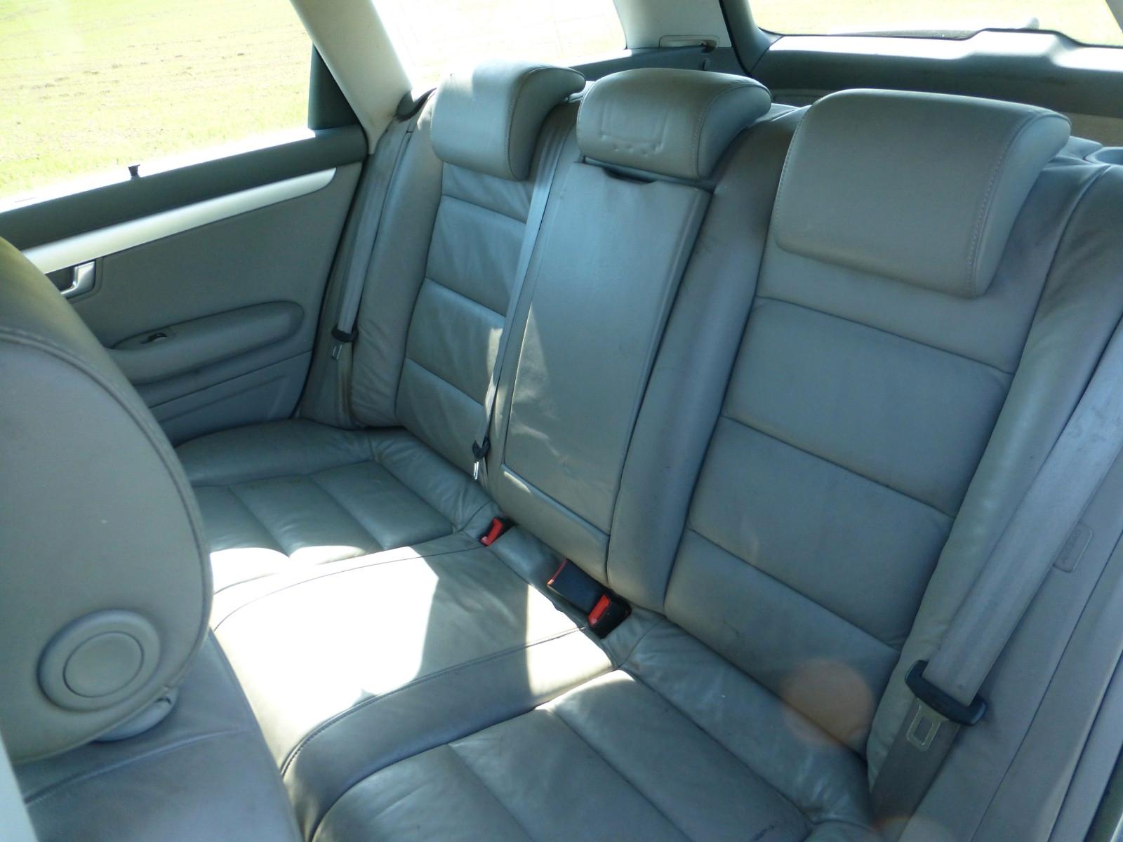 Audi A4 2005 — photo 8