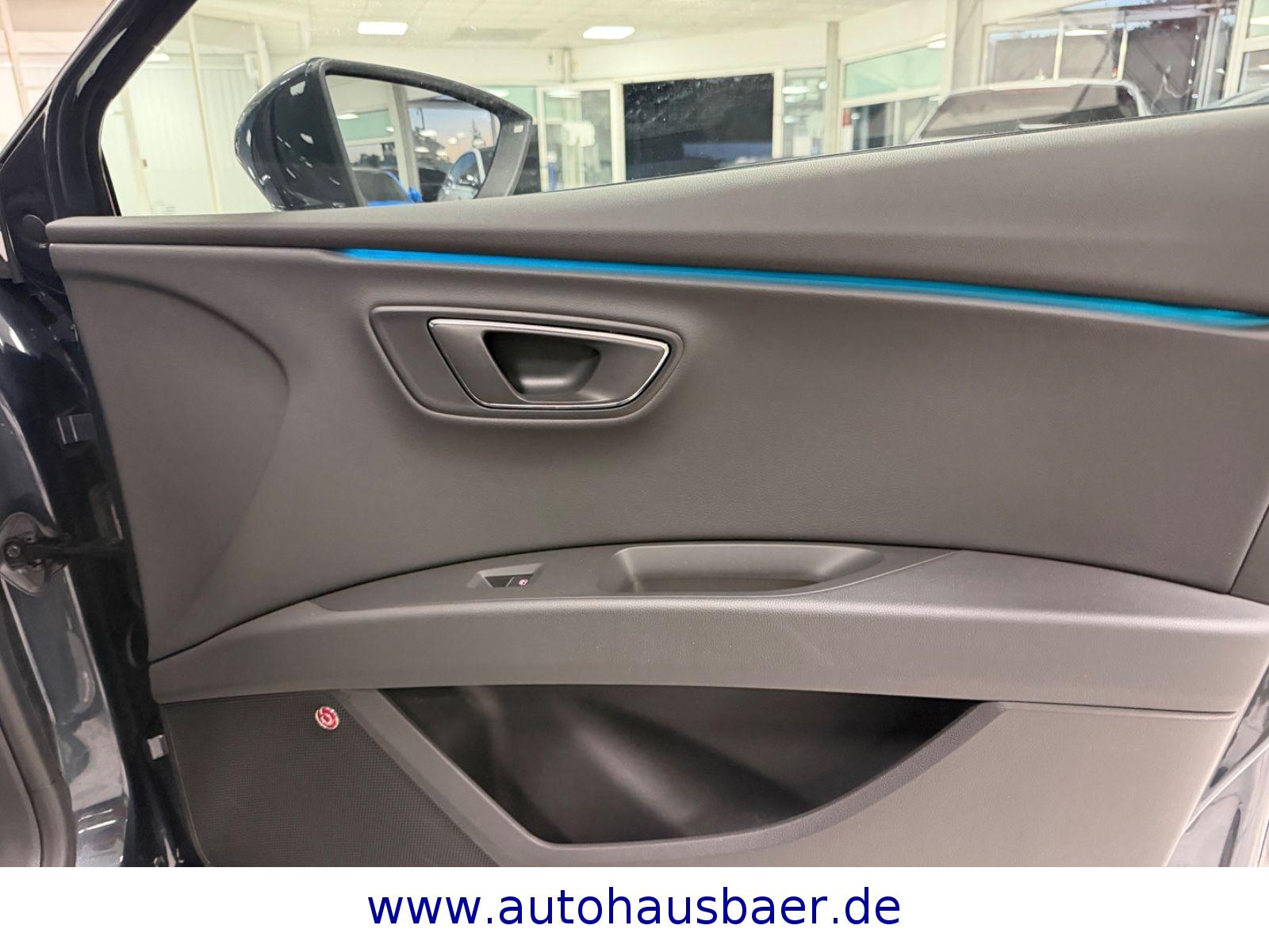 Seat Leon ST Xcellence PANO*VOLL LED SCHEINWERFER