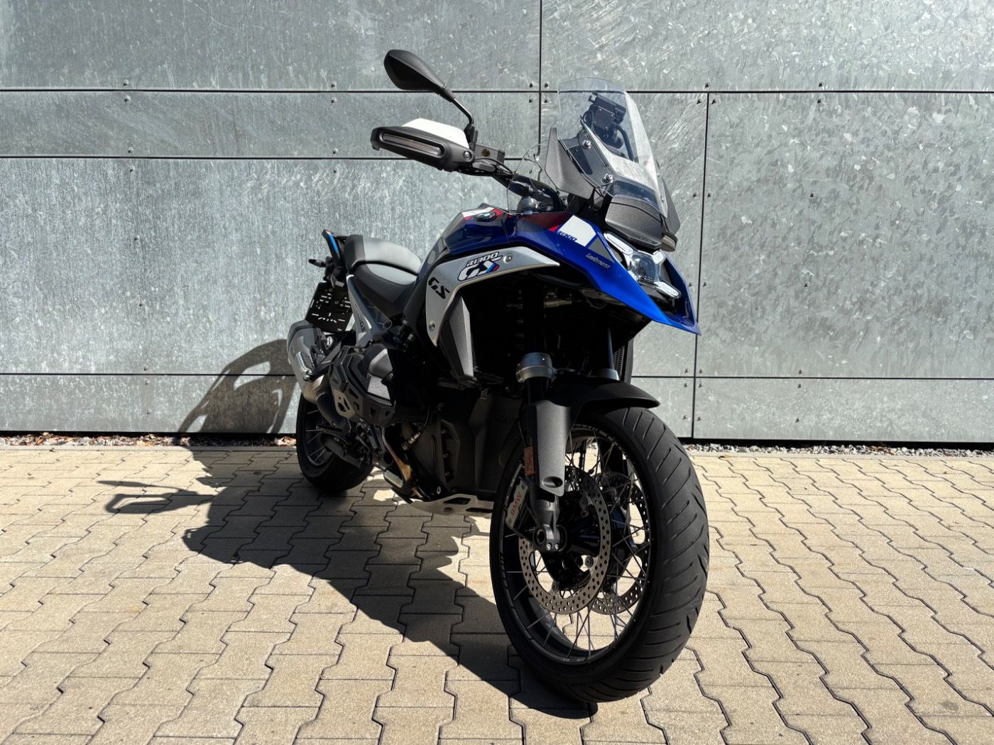 Fahrzeugabbildung BMW R 1300 GS Trophy 4 Pakete Fahrzeughöhenregelung