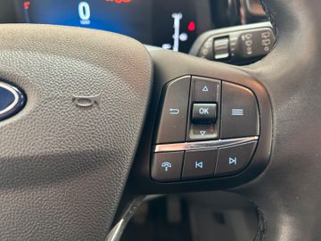 Ford Tourneo Courier Titanium