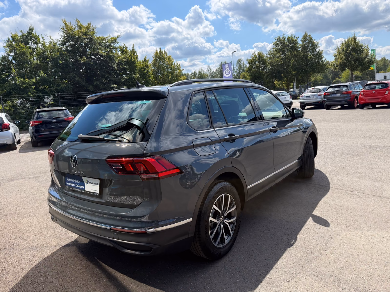 Volkswagen Tiguan Life DSG*ACC*PANO*NAVI*LED*CAM*PDC*HU NEU