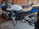 BMW R1200RS..gepflegt..wenig km - Offers