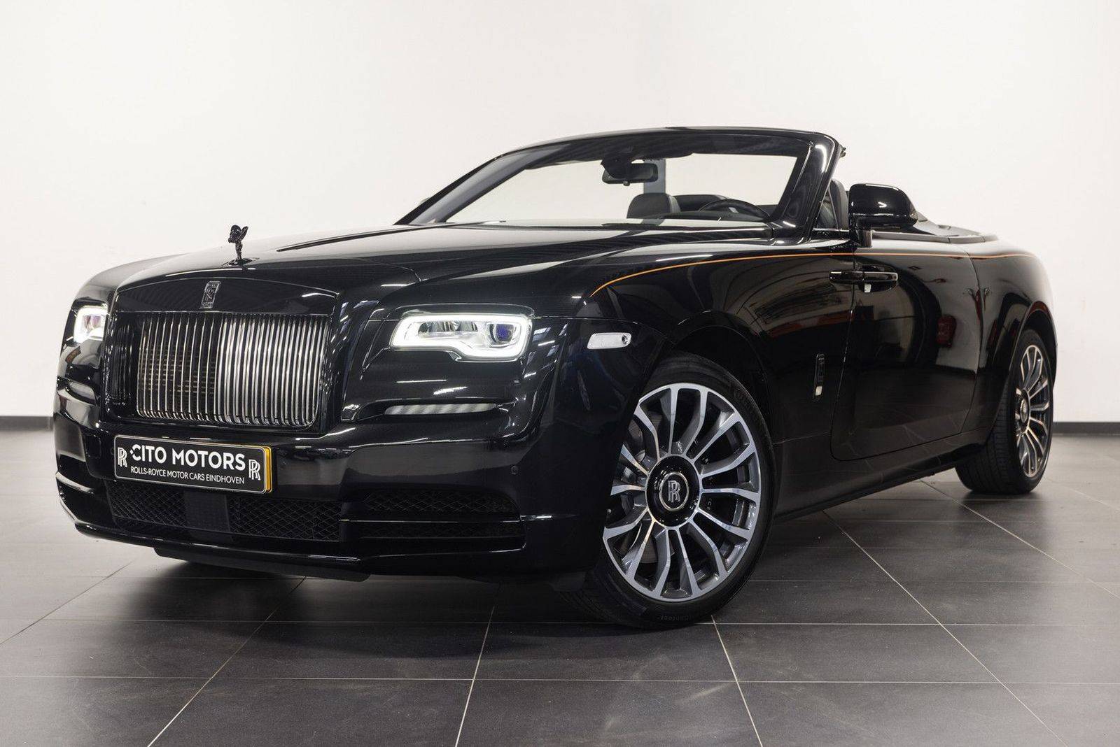 ROLLS ROYCE Dawn