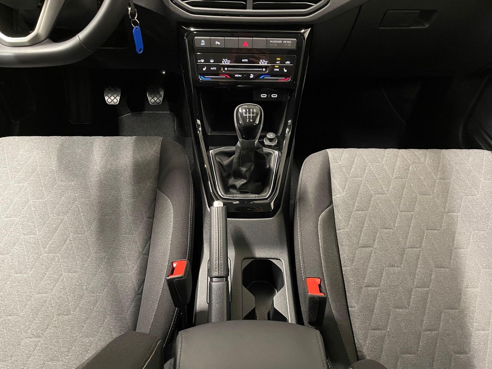 T-Cross Life 1.0 TSI ACC SHZ LED APP
