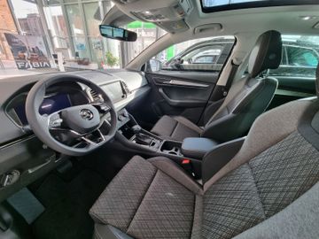 Fahrzeugabbildung SKODA Karoq 1.5l TSI ACT DSG STYLE *Navi, AHZ*