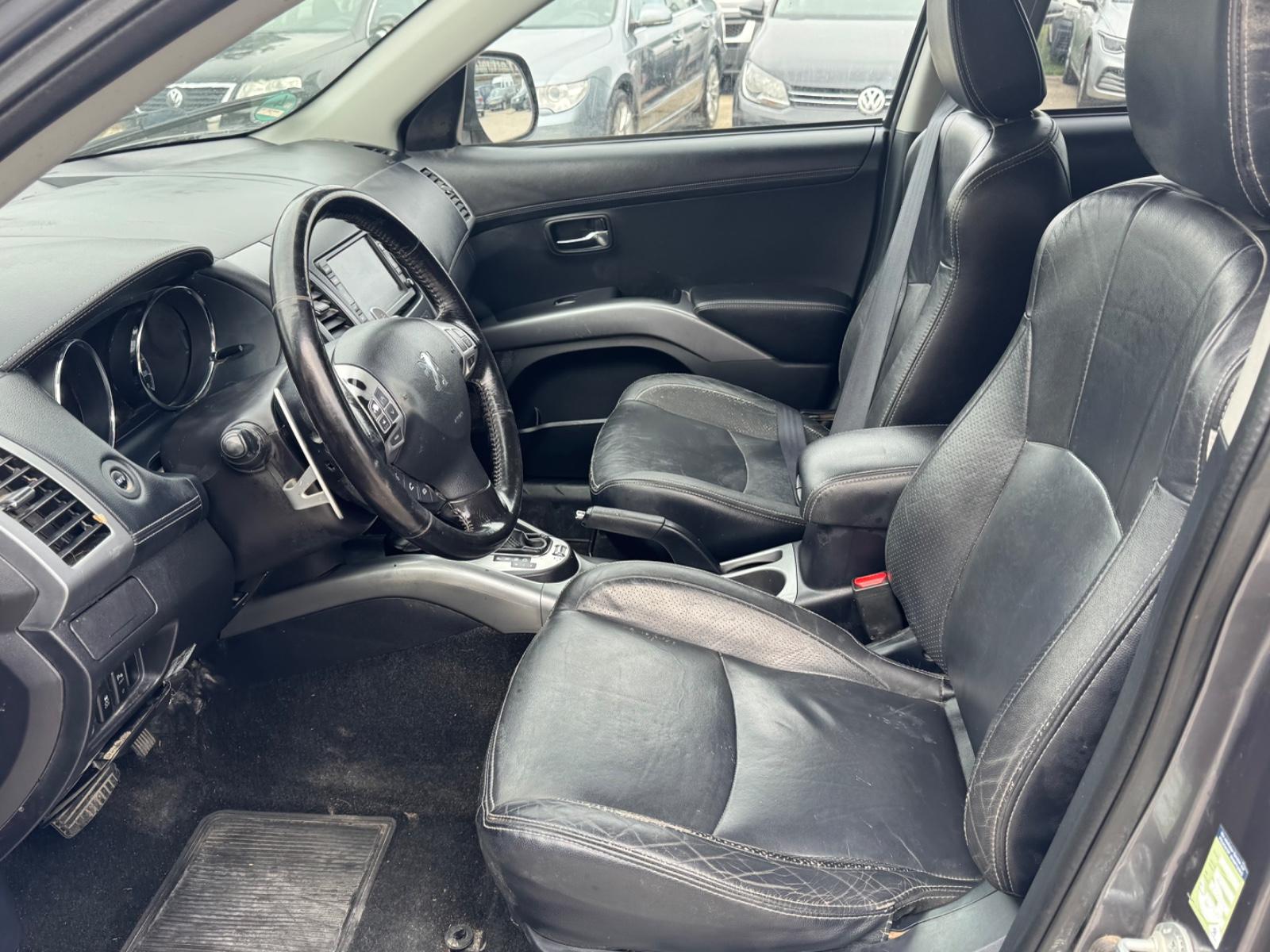 Peugeot 4007 2012 — photo 7