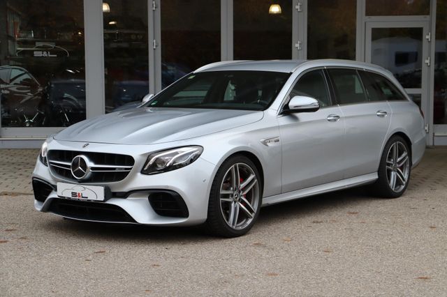 MERCEDES-BENZ E63S AMG 4M+/ACC/LED/Burmester