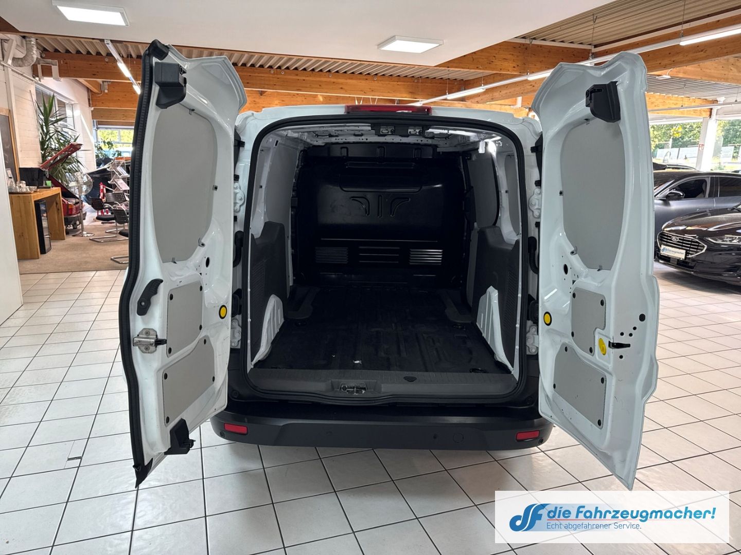 Fahrzeugabbildung Ford Transit Connect Kasten lang 1.5 EcoBlue EU6d-T S