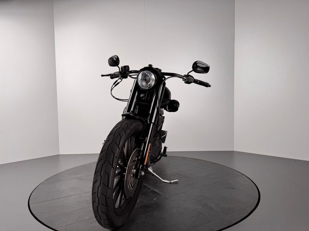 Fahrzeugabbildung Harley-Davidson XL 883 IRON *REIFEN  NEU *SEHR GEPFLEGT