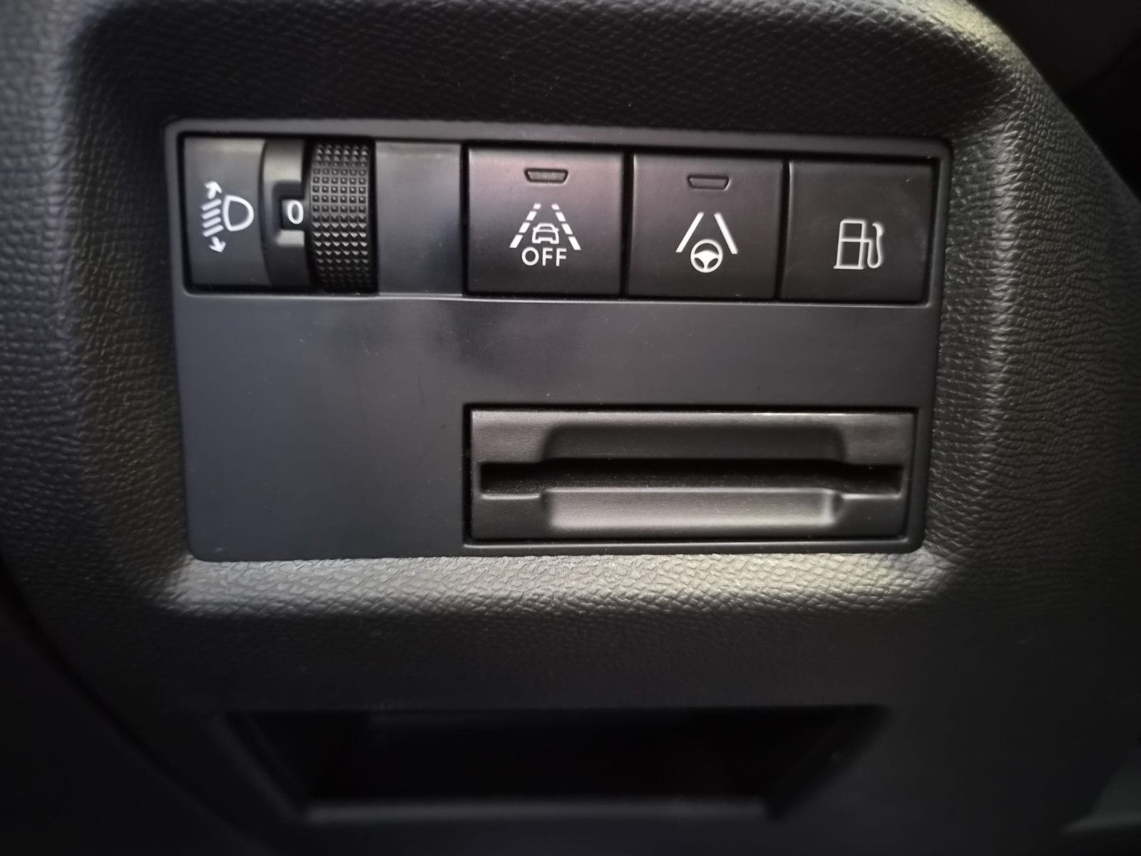 Fahrzeugabbildung Citroën C5 Aircross C-Series Hybrid / KAMERA /SCHECKHEFT